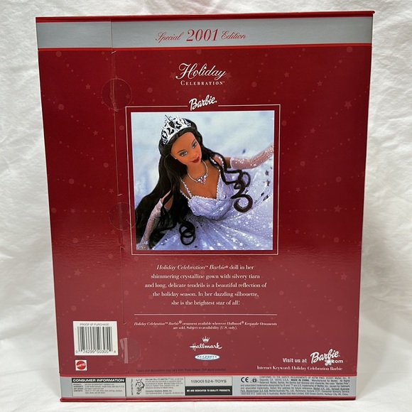 Holiday Celebration Barbie - Picture 6 of 10